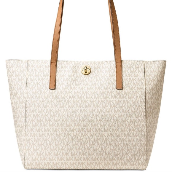 Michael Kors Signature Rivington XL Tote Vanilla - Picture 1 of 7